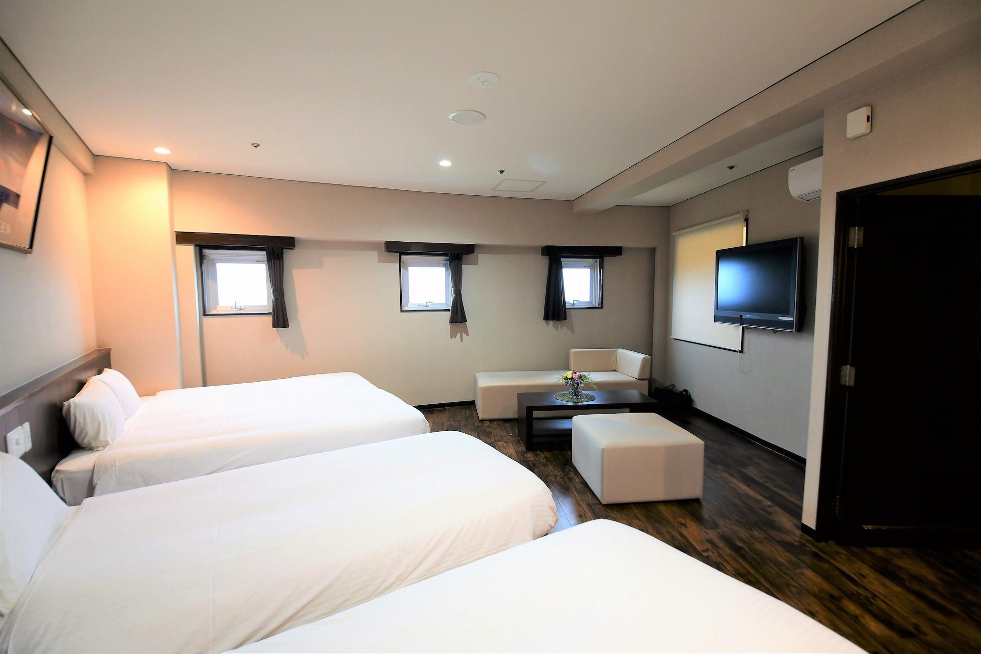 Rycom Crystal Hotel Okinawa Exterior foto